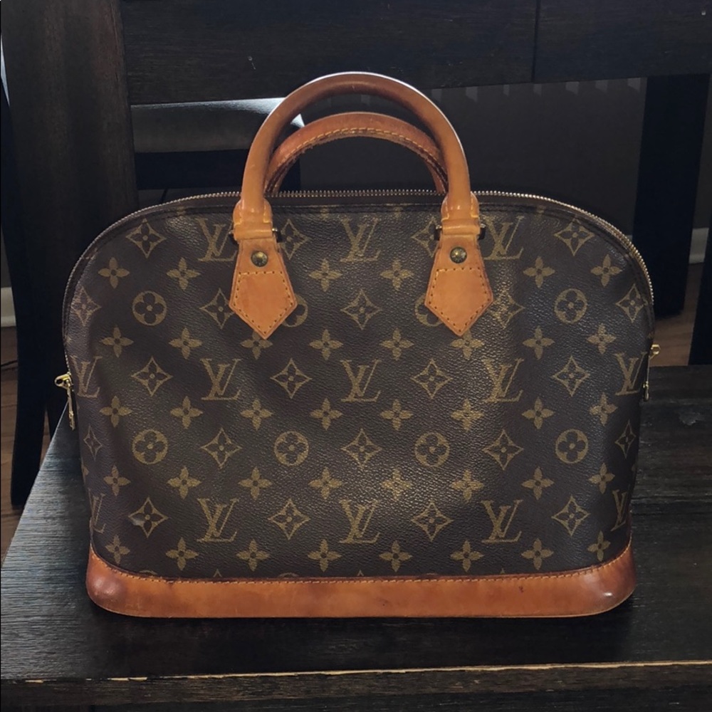 Louis Vuitton Alma